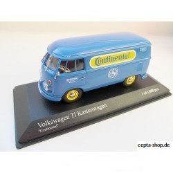 VW Golf 5  4 doors in 1:43 from Autoart  silber