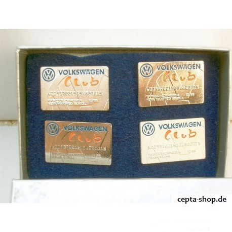 VW VOLKSWAGEN CLUB Pin Set, with 2 production errors very rarely