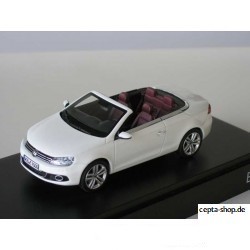 VW EOS in white