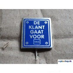 VOLKSWAGEN VW Pin "The customer comes first", 9 very rare !!