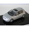 VOLKSWAGEN VW Golf 5  4 doors in 1:43 from Autoart  silber