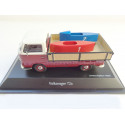 VOLKSWAGEN VW T2 a flatbed red in 1:43 Schuco with 2 soap boxes 450333800