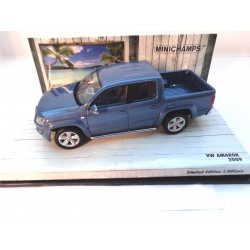 VOLKSWAGENVW AMAROK from Minichamps in 1:43 blue metallic NEW  436058362