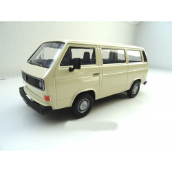 VOLKSWAGEN VW T3 Bus modelcar from Motormax 1:24 blue 79376