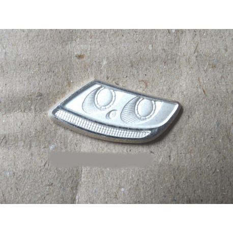 VOLKSWAGEN VW Pin Phaeton headlight, very rar !!
