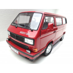 Volkswagen VW T3 b Bus Multivan Redstar in 1:18 Norev 188542  NEW