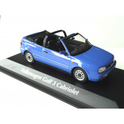 VOLKSWAGEN VW Golf 3 Cabrio model car Maxichamps 1:43 blue 940055530