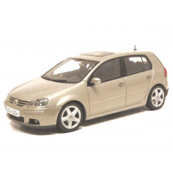 VOLKSWAGEN VW Golf 5  4 doors in 1:43 from Autoart wheat beige metallic