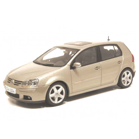 VOLKSWAGEN VW Golf 5  4 doors in 1:43 from Autoart wheat beige metallic