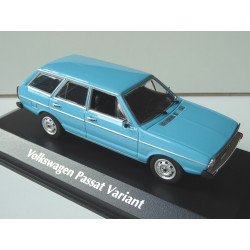 VOLKSWAGEN VW Passat Variant B1 model car Maxichamps 1:43 blue 940054210