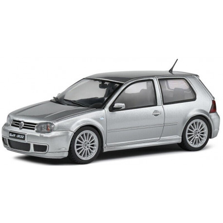 VOLKSWAGEN VW Golf 4 R32 model car white in 1:43 Solido S4313602