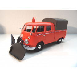 VOLKSWAGEN VW T1 model car snow plow Motormax 1:24 79593