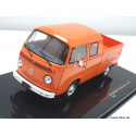 VOLKSWAGEN VW T2 b Bus Doka model car IXO orange 1:43 CLC598N.22